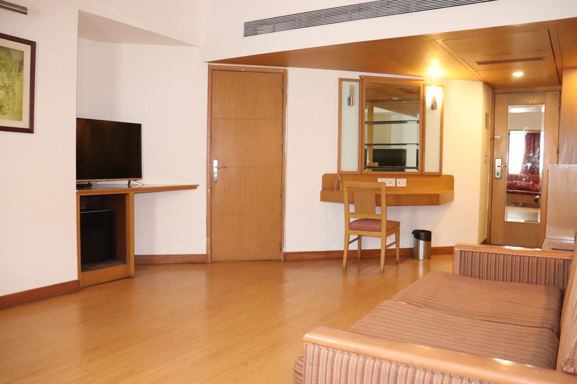 VITS Aurangabad Hotel Bagian luar foto