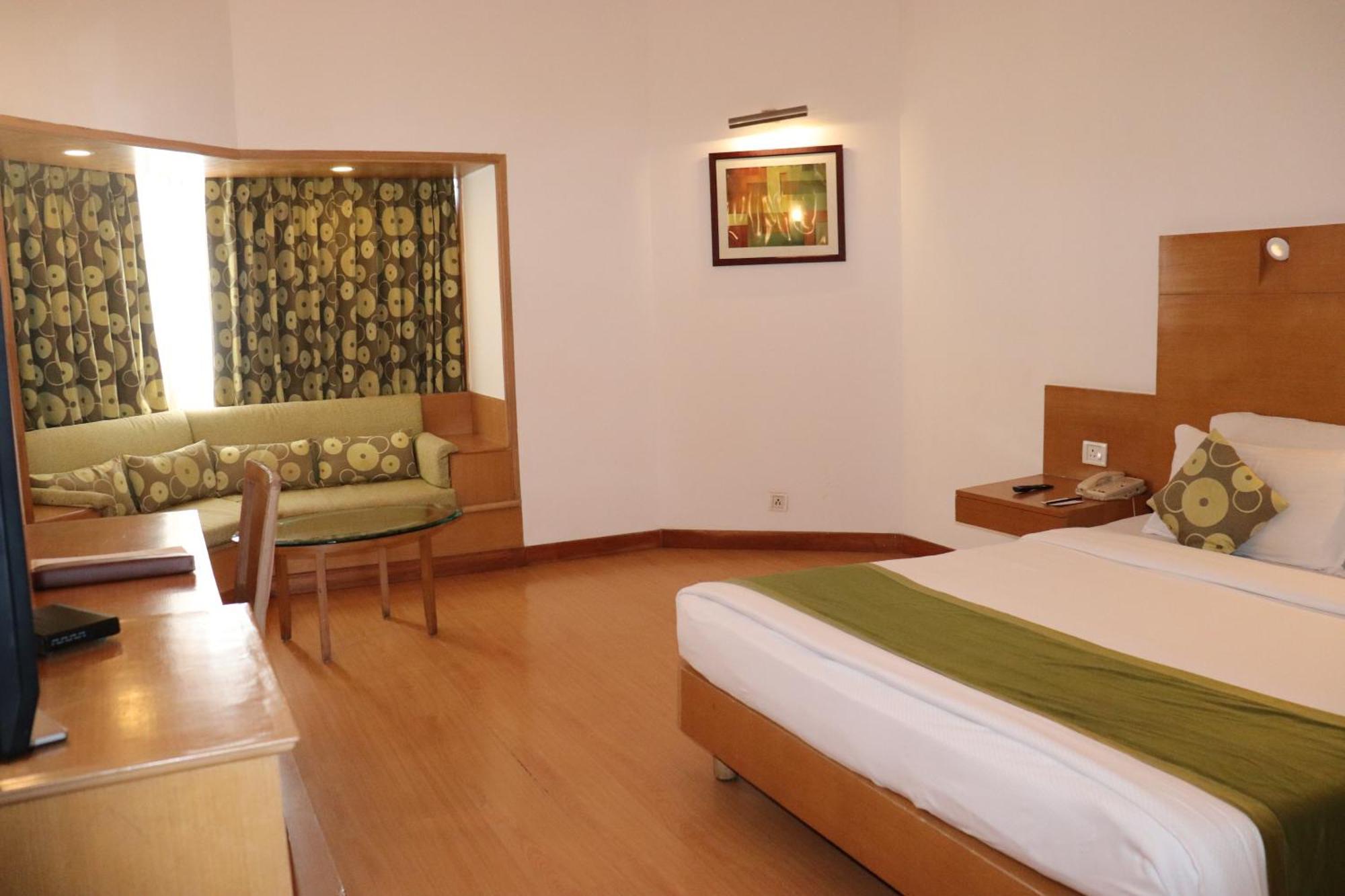 VITS Aurangabad Hotel Bagian luar foto