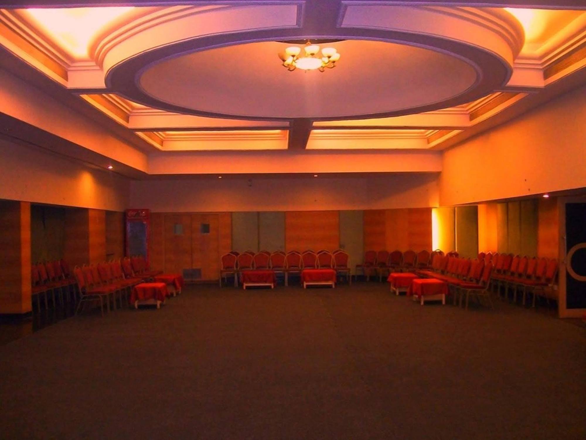 VITS Aurangabad Hotel Bagian luar foto
