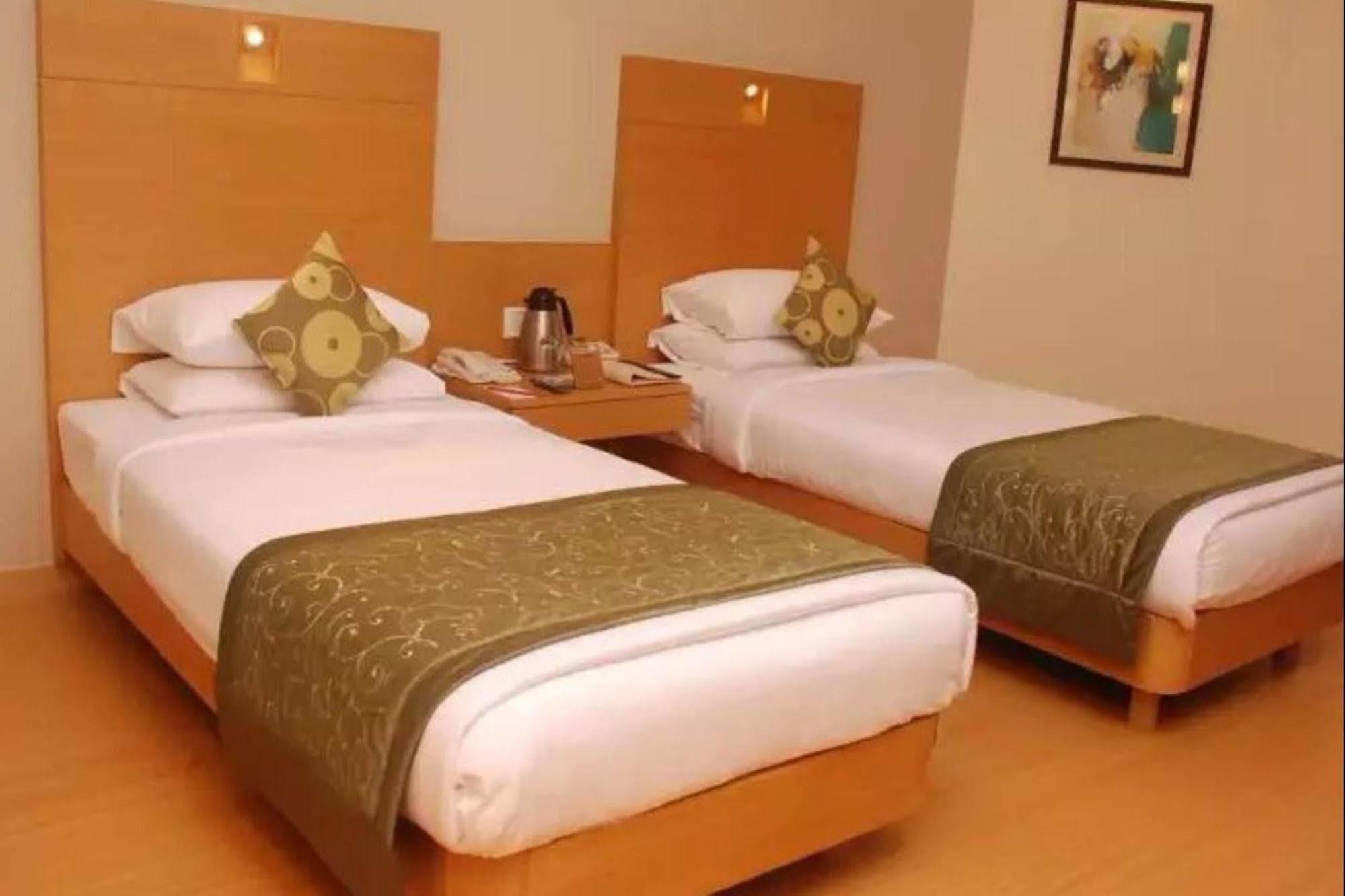 VITS Aurangabad Hotel Bagian luar foto